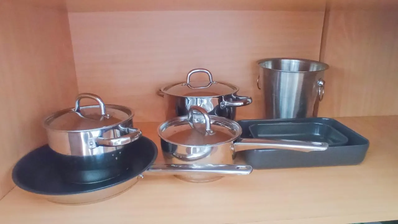 Luxury Private Rooms -Sea View, Gym- 5 Min From Beach! - Private Room In Shared Apartment Larnaca