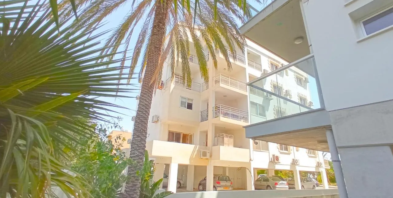 לרנקה Luxury Private Rooms -Sea View, Gym- 5 Min From Beach! - Private Room In Shared Apartment